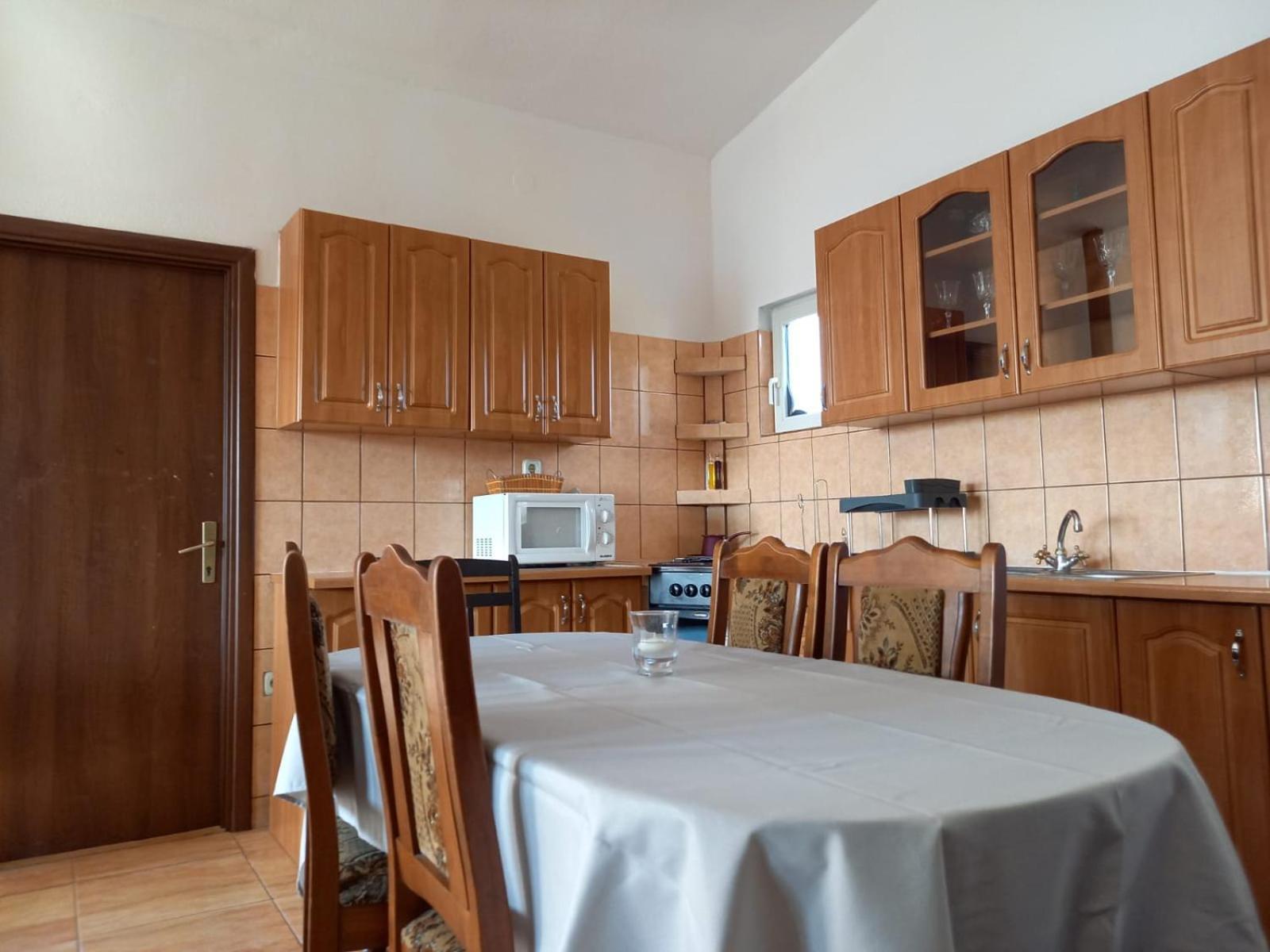 Apartmani Marija Pasman Bilik gambar
